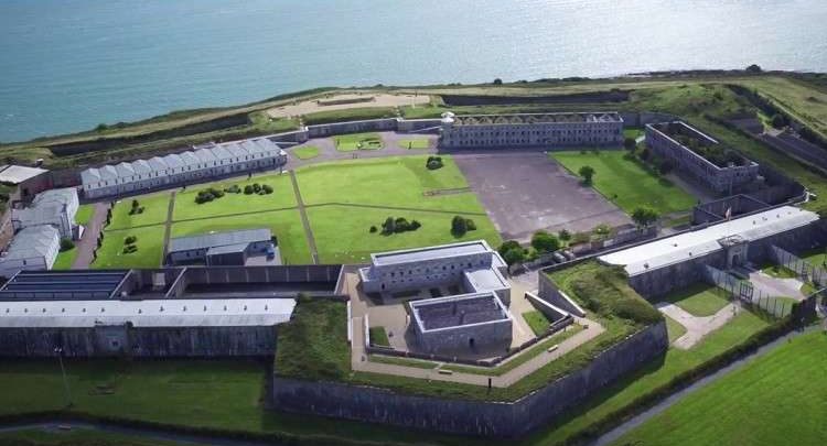 manar 08161360015071045517