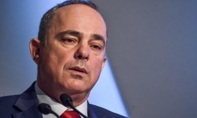 19A4D02F 0BCC 4912 9D7C 4636EA3DAFEE