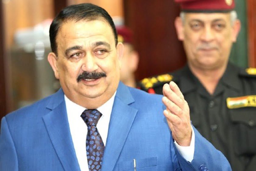 وزير الدفاع يهنئ نقابة الصحفيين العراقيين باليوم العالمي لحرية الصحافة 1 520172018538343419768