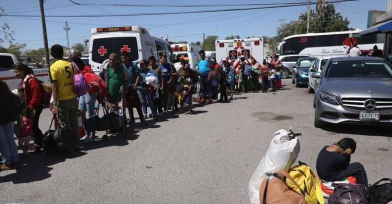 قافلة المهاجرين