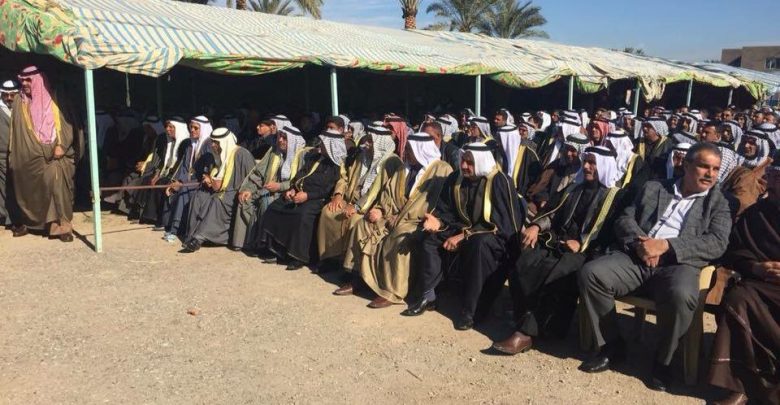 تجمع عشائري يدعو اهالي ديالى الى الالتزام بتوصيات المرجعية الدينية بشان الفحص والتمحيص والاطلاع على المسيرة العملية للمرشحين وابعاد الفاسدين 1 تجمع