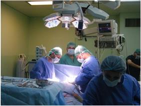 نجاح عملية جراحية معقدة لتبديل الصمام الاكليلي لمريضة ستينية 3 نج 8