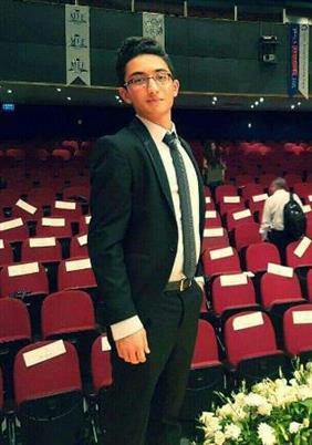 الأول على طلبة العراق لمدارس الموهوبين في وزاري الاعدادية من البصرة 1 طل