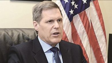 السفير الامريكي