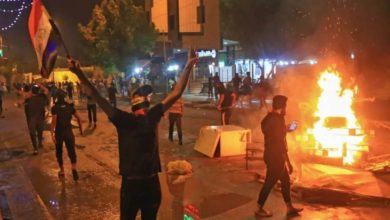 مكافحة الشغب تطلق الرصاص الحي وغاز المسيل للدموع لتفريق المتظاهرين على سريع الدورة في بغداد 6 تظاهرات 333