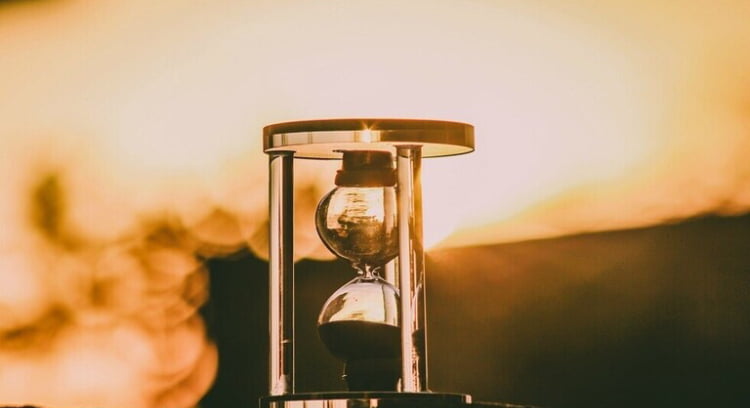 17BAFF6D C730 4925 8123 B74C3D1FB086