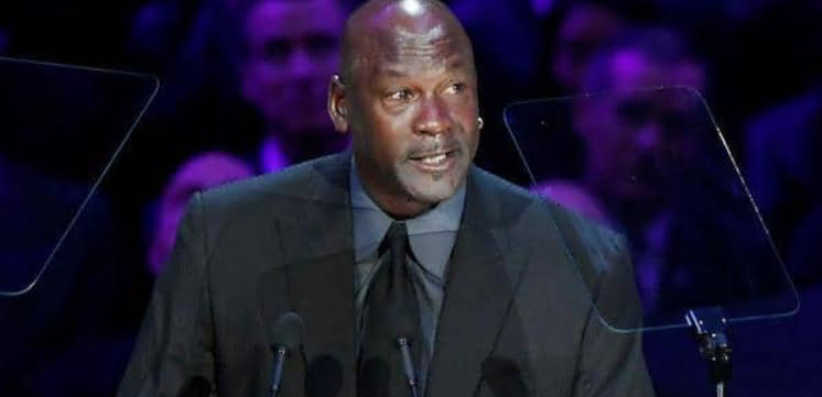 جوردان بتأثر خلال الحفل التأبيني:عندما توفي كوبي براينت جزء مني مات معه 1 2007009A C19E 41AA B0D6 8BBA062A639A