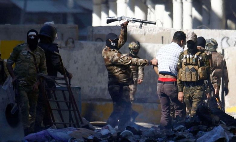 متظاهرو الناصرية يطالبون بالكشف عن قتلة المتظاهرين وتوفير الخدمات 1 شغب معتقل متظاهرين