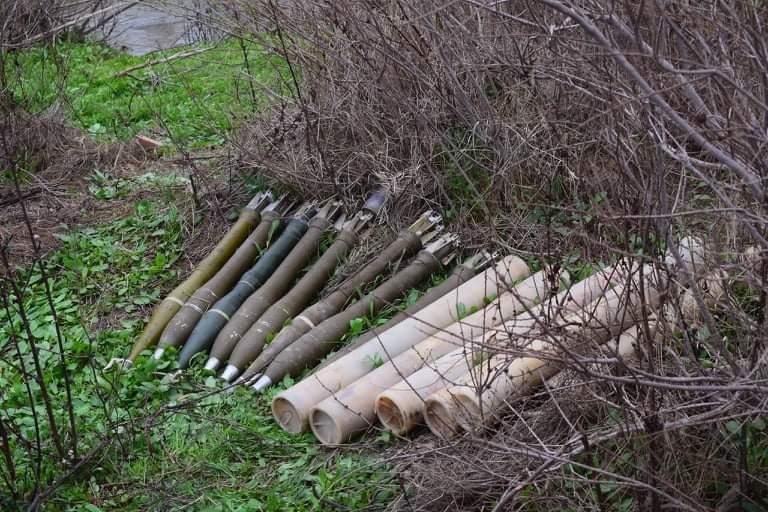 الداخلية تعثر على مضافتين لتنظيم داعش الإرهابي في محافظة كركوك 1 صواريخ لداعش في كركوك