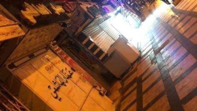 بالصور : القوات الأمنية تغلق منافذ مدينة الكاظمية المقدسة وتقوم بإخلاء المتواجدين فيها ،مع اغلاق كافة المحال التجارية واطفاء الكهرباء هناك. 3 3D598E6E EAE8 4833 B186 2840B0FB057D