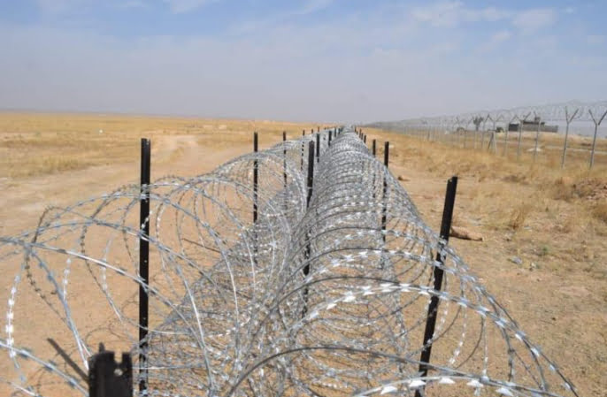 اجراءات امنية مشددة على طول الشريط الحدودي مع سوريا 1 42039647 0E10 4E9D BE43 B4ED563E8A04