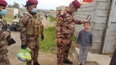 بالصور .. مباشرة الأستخبارات العسكرية بتوزيع اكثر من ١٢٠ سلة غذائية في جلولاء 4 54436B50 010C 41EE B27F 90F964F5299D