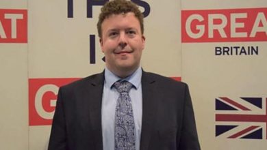 9B0C9F56 B215 42F5 A9EA 9A4D81ADCED1