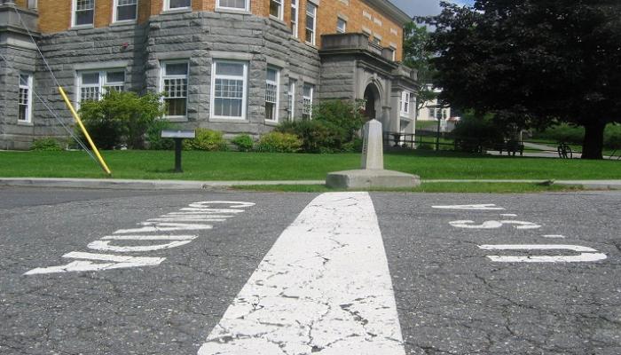 الليلة.. كورونا يغلق الحدود بين أمريكا وكندا 1 9DA10334 D737 4026 8A99 AFCF9CD6722E