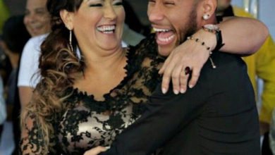 والدة نيمار تتزوج شاباً يبلغ 22 عاما والنجم البرازيلي يهنئها بهذه المناسبة 4 1F0CF802 A243 4CF0 A04D CBA9395F3894