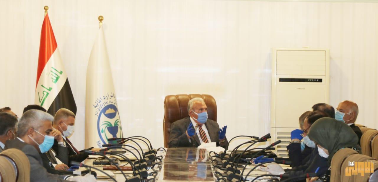 وزير الموارد المائية يترأس اجتماع مناقشة الوضع المائي العام للبلاد 1 34B2C150 0EED 4430 A43F BEAE34D962AB
