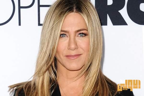 بعد سنوات على مقاطعتها له..جينيفر أنيستون تصالح والدها بسبب كورونا 5 4146271 1501663877