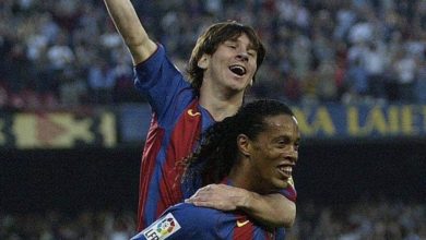 فيرديناند يكشف عن الفارق بين ميسي ورونالدينيو 3 A07DBB86 4D07 4E36 829D BFA503D286DD