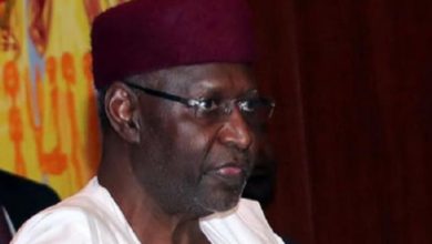 E19C6BF2 9D8B 4D76 B4CD 17DCD4BF1887