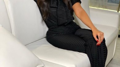 EFF9C156 703D 42F9 9D3D 0D984F9FEDB0