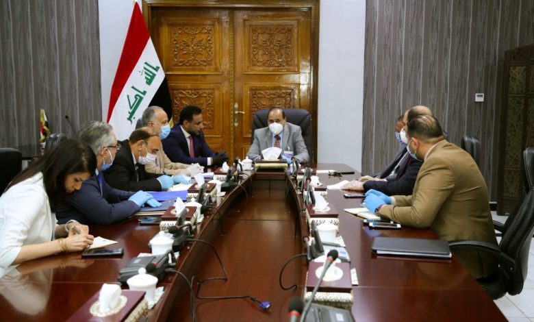 5889C6B9 CFDC 441D 91E7 120E2CD703A2