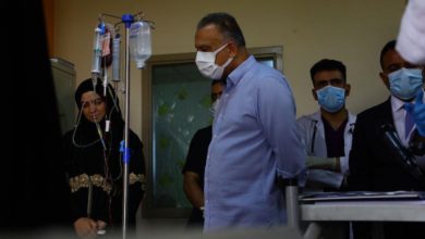 الكاظمي يطلع على الخدمات المقدمة لمصابي كورونا في مدينة الطب ويزور مركز الشفاء 2 7056057C 9646 4DC1 A9A6 50713FCEBDC7