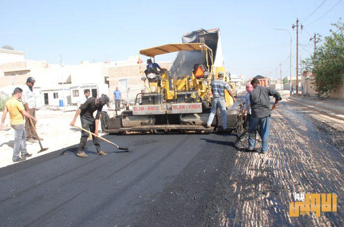بلدية الحسينية بكربلاء تعلن استئناف العمل بمشاريعها المتوقفة بسبب كورونا 3 تبليط شوارع الحسينية في كربلاء1 696x459 1