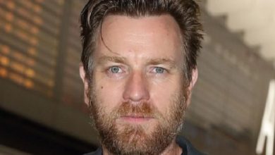 127 112841 ewan mcgregor confirms netflixs pinocchio 700x400