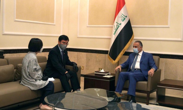 19535299 5CED 4EF7 B19F 6B9A6F5FA8FF