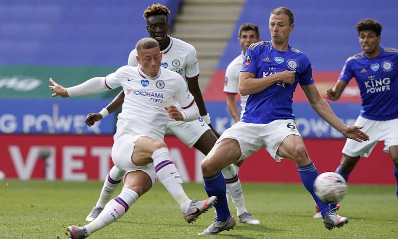 30153244 8468001 Barkley middle volleyed home from Willian s cross nearly 20 minu a 2 1593368400166