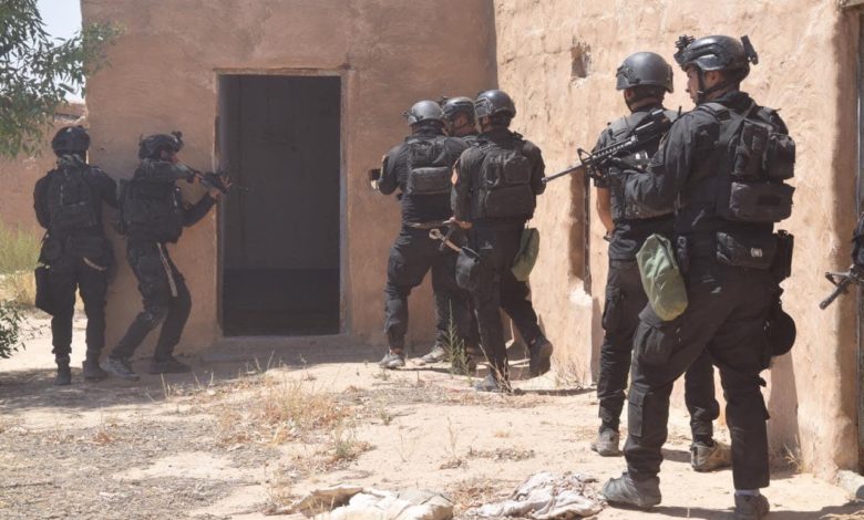 قلق يثير التهکم 1 4C40092F 86C8 4171 A6C1 868BDFD18EFC