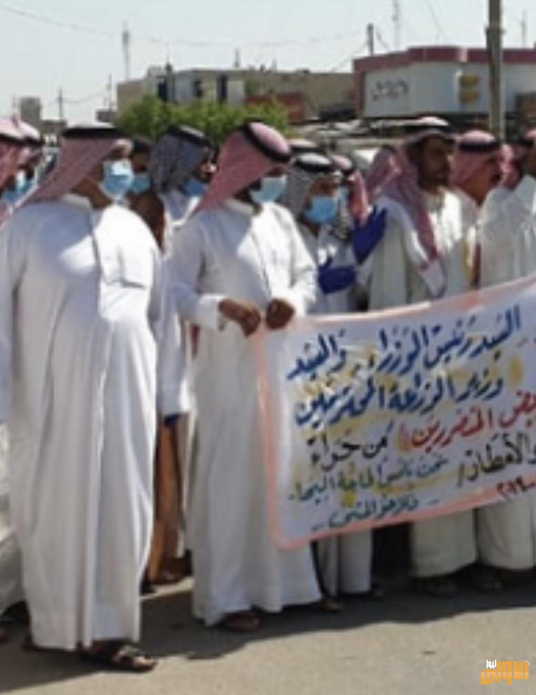 مزارعو المثنى يتظاهرون للمطالبة بصرف مستحقاتهم 1 AC92D4D6 2113 4B84 99A2 483E0914DA47