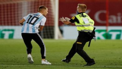 B8D6D33D FC0E 4B27 A567 5D568BBF3E28