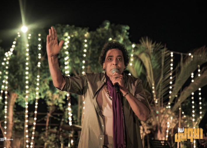 محمد منير يطرح "الناس في بلادي" خلال ساعات..نجوى إبراهيم مفاجأة الكليب 1 296733 0