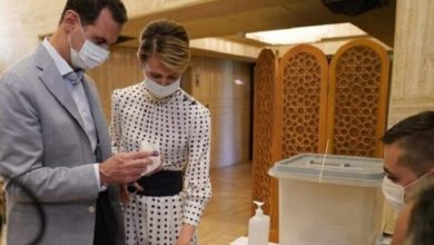 الأسد وعقيلته يدليان بصوتيهما في انتخابات مجلس الشعب 3 65066887 F287 497B B35B 0546631D3515