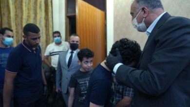 بلصور .. الكاظمي يزور عائلة الشهيد هشام الهاشمي 4 A0B9803E B6F9 4CFD B2A0 115F4314D384