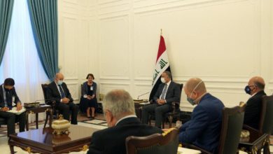 AC5BD11A F239 4F42 B1A3 B38E63631C84