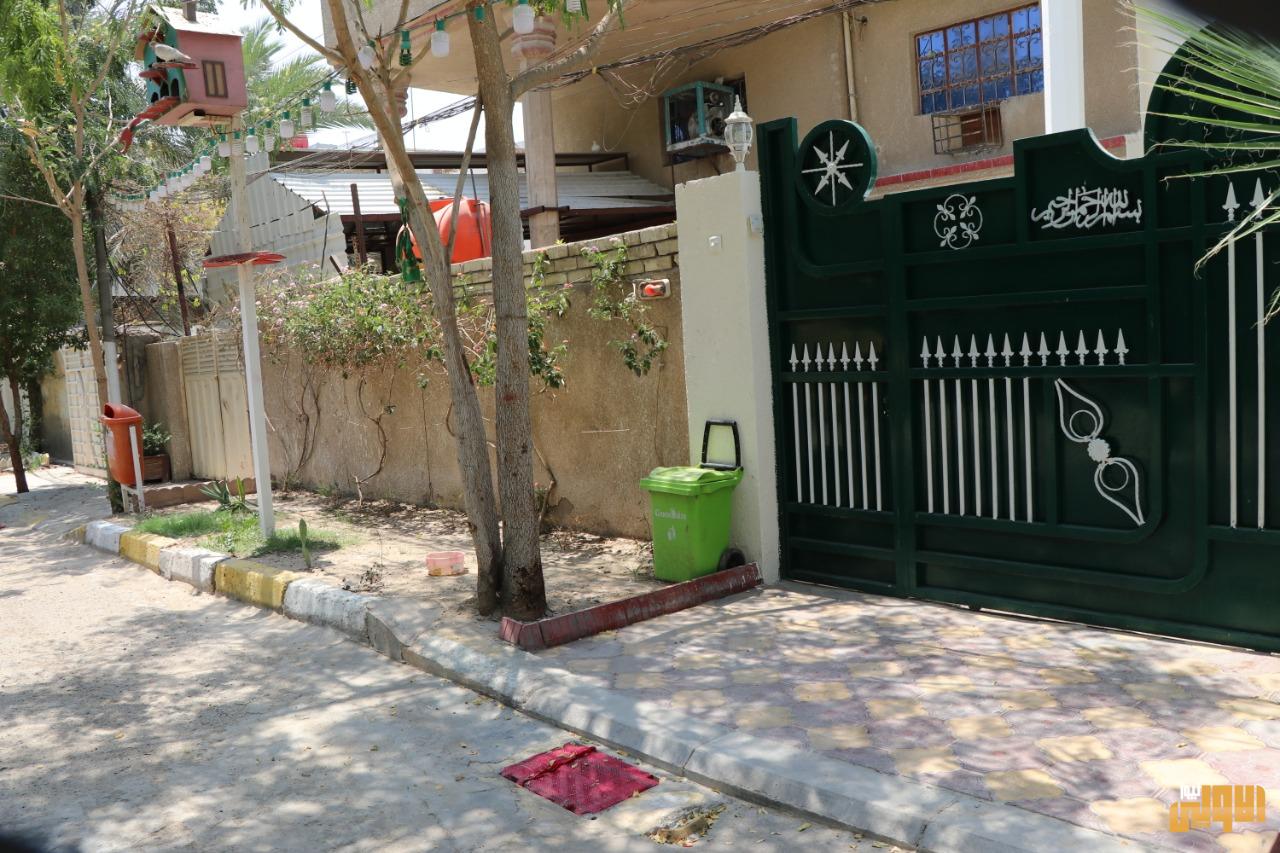 بالصور.. أمانة بغداد تكرم ازقة جديدة لاهتمام سكانها بنظافتها 3 F627A660 E371 47AD 930B 0F6611EFE87D