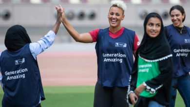 أسطورة كرة القدم الإنجليزية ليان ساندرسون تشارك في بث مباشر للجيل المبهر 6 large 20200721134849 1595328529.48 1