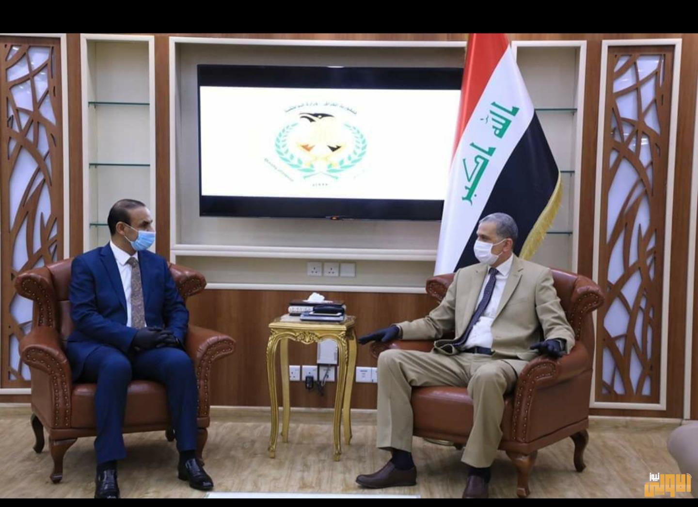 وزير الداخلية يلتقي وزير العمل والشؤون الاجتماعية 1 ٢٠٢٠٠٧٠٢ ١٣٠٩١٢