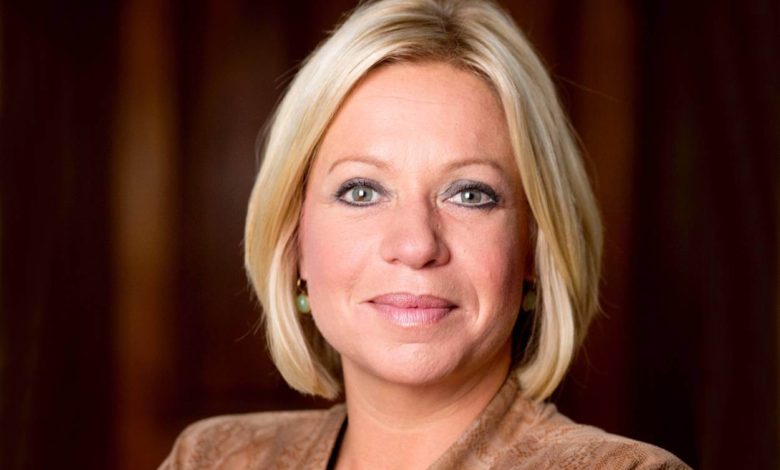 2F549AC8 71A0 4D0D 8377 96A7489FFBE2