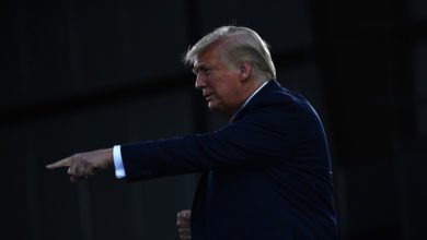 ترامب يعتزم العفو عن شخصية مهمة الثلاثاء 5 720C77AE 27F5 4BA6 BB97 8F61B4D35B04