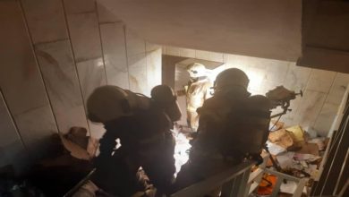 EAAC2A27 61C4 4435 841C B430CD1C8D38