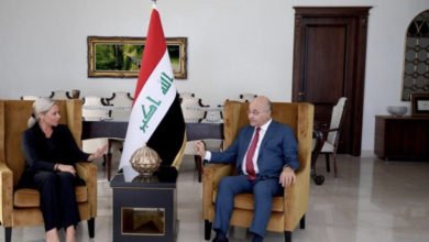 C25B53F3 0076 4A03 B0AD F33B6F8F7734