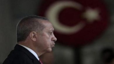 كورونا يخترق بلاط أردوغان .. صويلو وقالن بالحجر الصحي 4 113 153404 erdogan corona minister 700x400