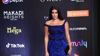 176 095045 yasmine sabryi love isolation 2