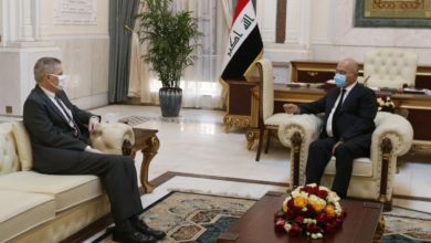 صالح والسفير الاميركي يؤكدان ضرورة دعم إجراءات الحكومة في حماية البعثات الدبلوماسية 3 A97AF7D4 3C24 452E 828E C0C8E0A78434