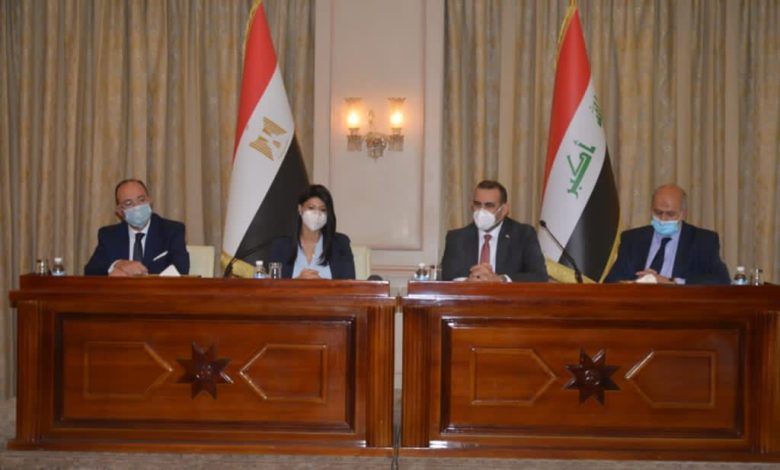 C1A2C2F3 D957 467F B38F A37CF966DFFB