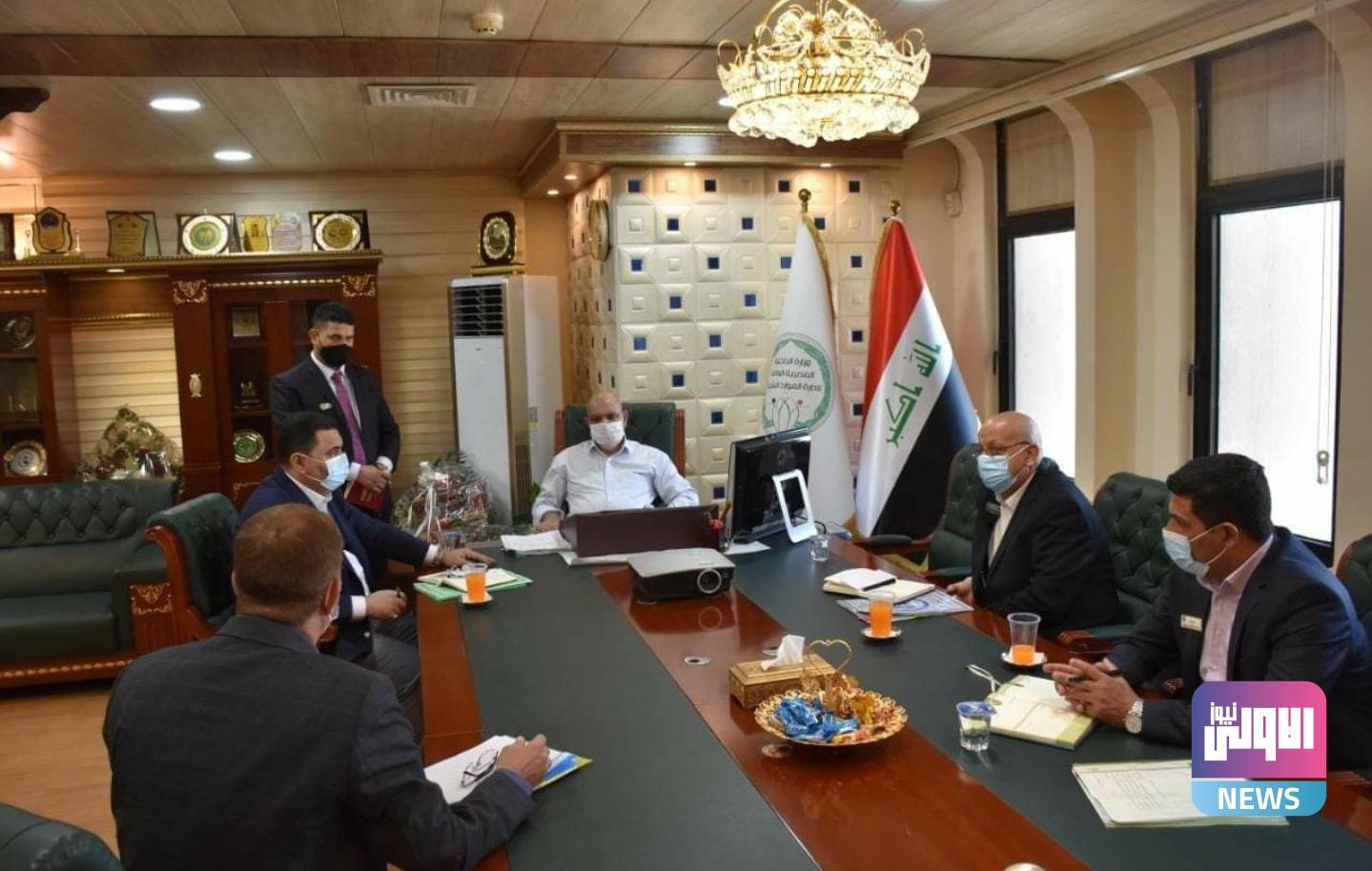 مدير عام إدارة الموارد البشرية يلتقي مجموعة من المواطنين والضباط والمراتب والموظفين ذوي الشهداء 1 Screenshot ٢٠٢٠١٠٢٢ ١٨٠٦٥٣ Facebook