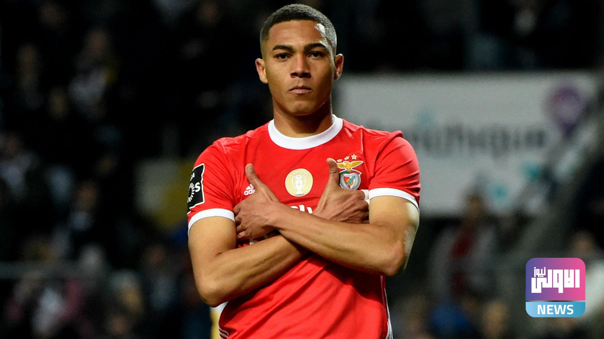 benfica vinicius carlos 5yqz28dsbq9m116pcea9yugsk